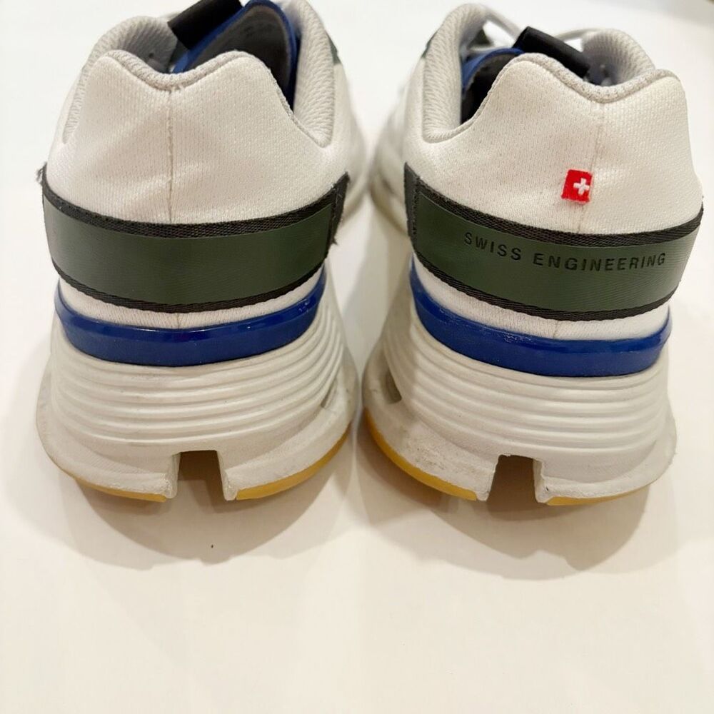 On Cloud On Running Cloudnova Form Sneakers Size 8 - image 4